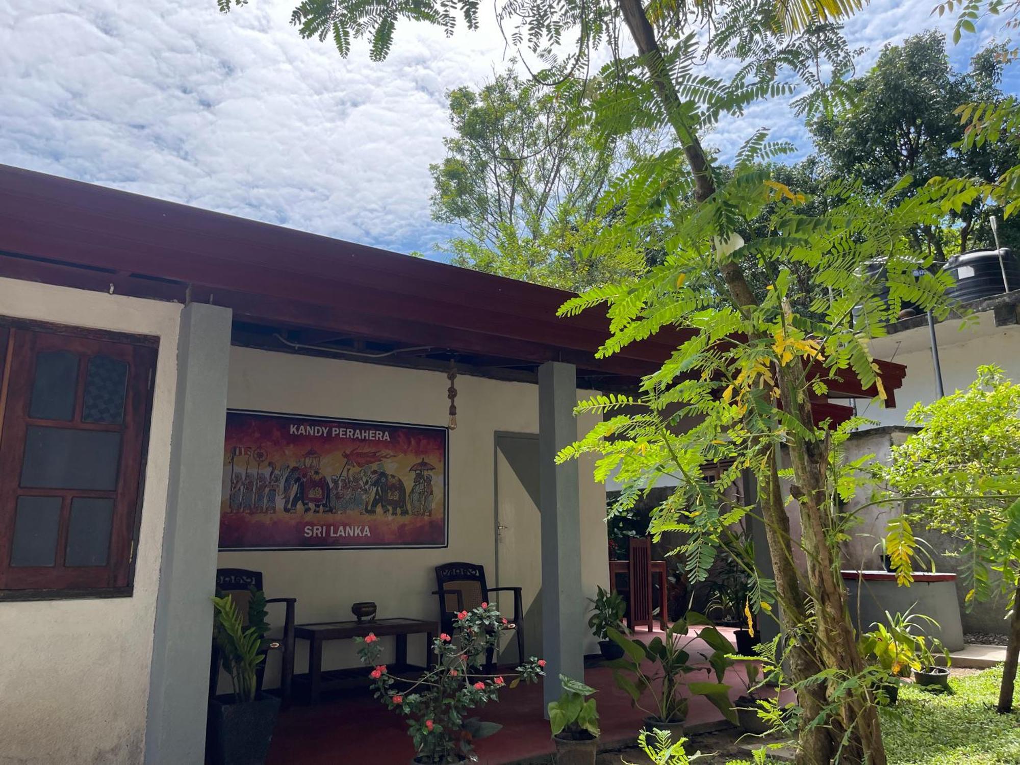 Ostello Surf Resort Ahangama Room photo